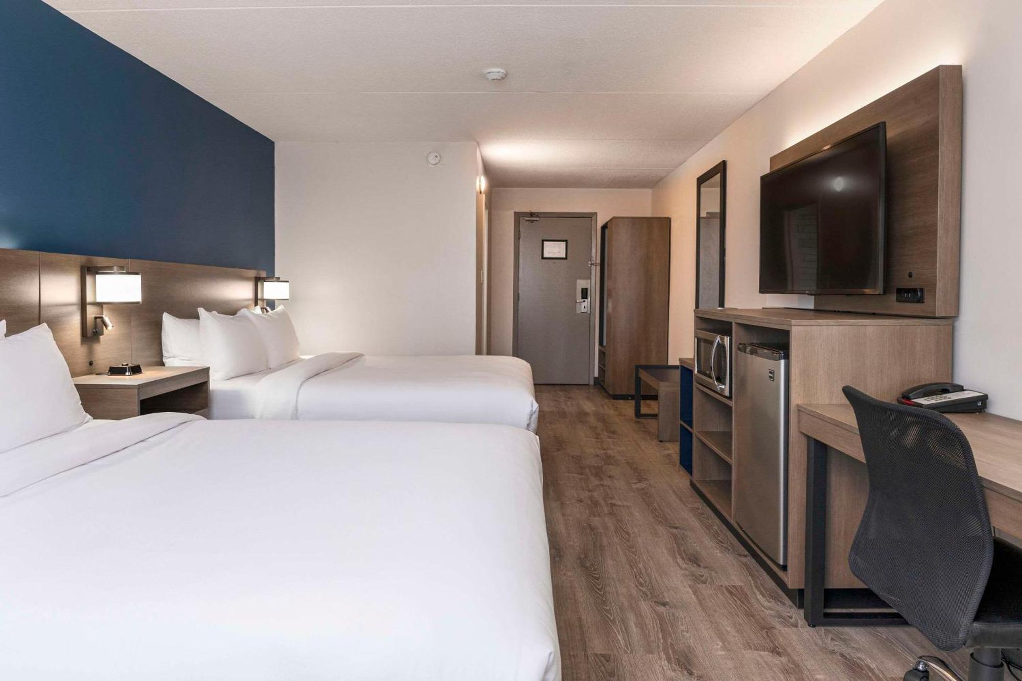 Comfort Suites Kingston Central 외부 사진